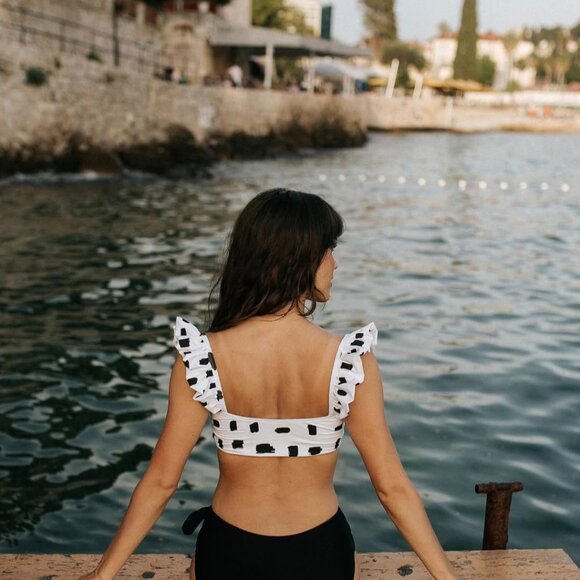 Albion Matisse Bella Crop Swim Top - Picture 14 of 17